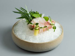 212.Sashimi pesce bianco 6pz