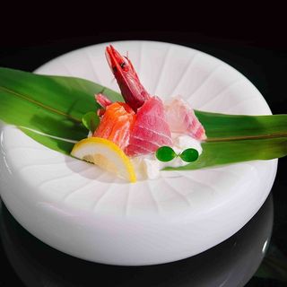 603.Sashimi burrata