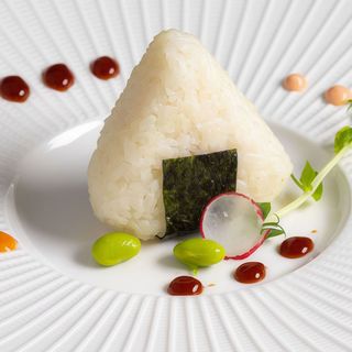 053.onigiri salmone