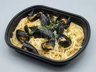 Spaghetti cozze e pecorino