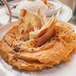 Hummus