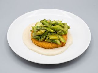 Riso al salto con asparagi e parmigiano