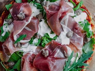 STRACCIATELLA E CRUDO