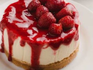 CHEESECAKE  , Caramello salato / frutta di bosco