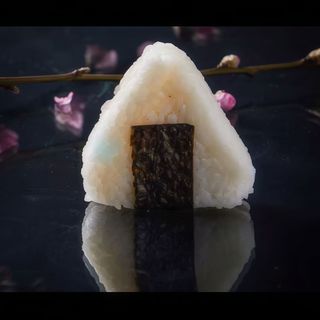 A96  onigiri salmone