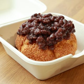Azuki cream puff