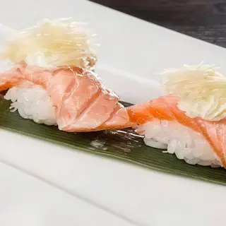 Nigiri sake special 2 pezzi