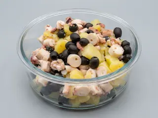 Polpo con patate e olive
