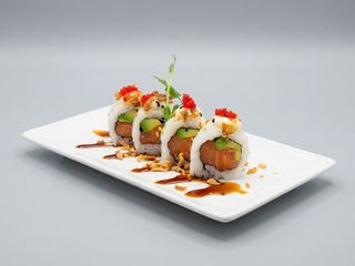 KK008 - Sake Special Roll