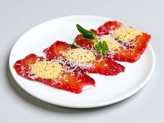 S012 - Scarlett Salmon