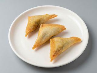 A050 - CURRY SAMOSA