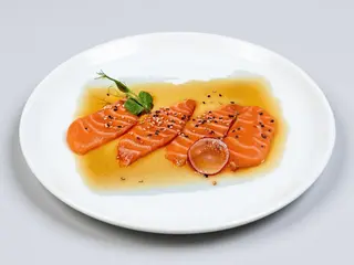 B030 - Carpaccio di salmone
