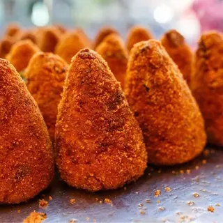 Arancino mortadella e pistacchio