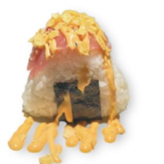 114. Onigiri spicy tonno
