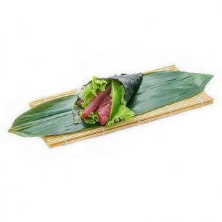 82. Temaki tonno