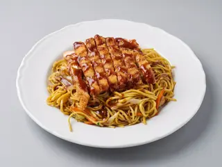184. Spaghetti gialli al pollo fritto
