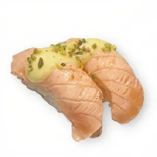 64. Nigiri flambé salmone