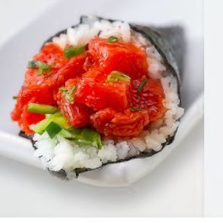 Spicy tuna temaki 1 pezzi 