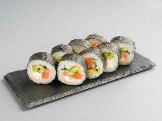 Futomaki Salmone e Philadelphia - 8 pezzi