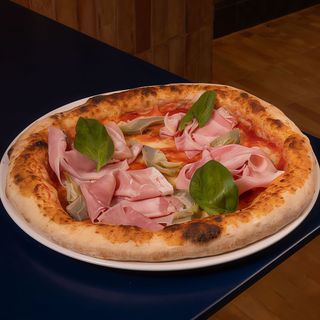 Pizza capricciosa