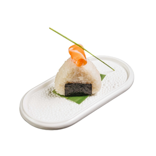 095. Onigiri spicy salmon 2 pz