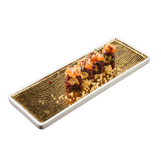 181. Salmon Black Roll 4 pz