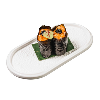 112. Gunkan Spicy Salmon 2 pz