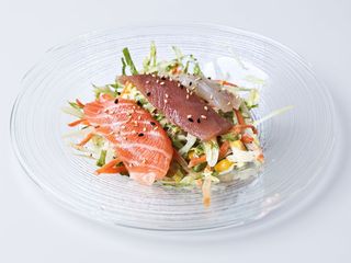 10. Insalata con pesce mista