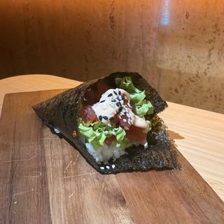 Temaki spicy tuna