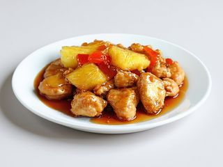 Pollo con ananas