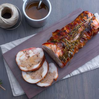 Rotolo di coniglio in Porchetta