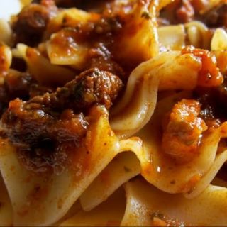 Fettuccine fatte in casa al cinghiale
