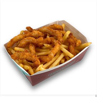 Patatine fritte e straccetti di pollo