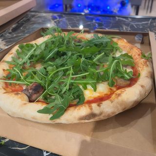 Salsiccia e rucola