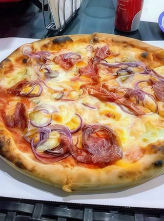 Prosciutto e würstel