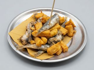 Sarde, acciughe e panissa grande