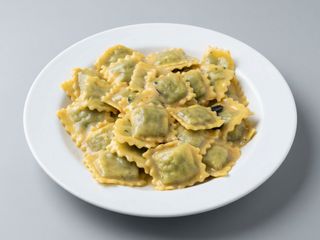 Ravioli di borragine burro e salvia
