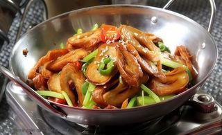 142. Intestino in wok