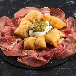 Prosciutto e burrata di bufala