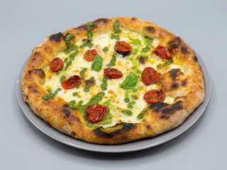 Provola basilico e pomodorini