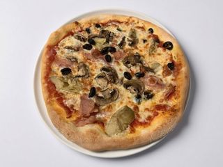 Pizza cotto e funghi champignon