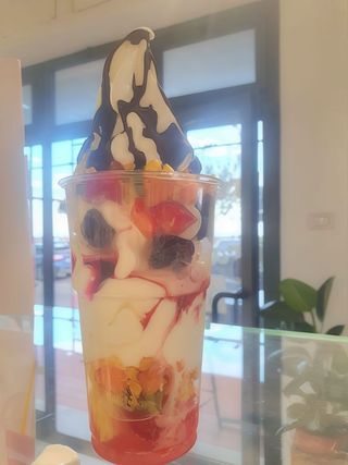 Yogurt-Cioc.bianco,Nutella, crumbole caramello