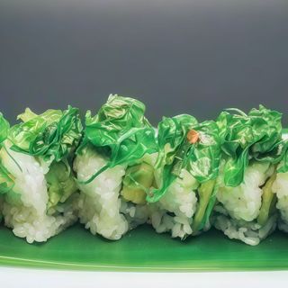 103. Uramaki wakame