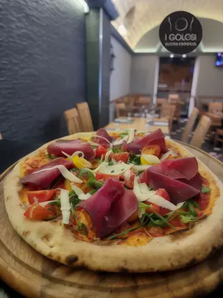 ● Pizza La Raffinata