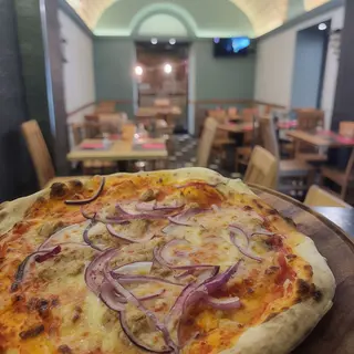 ● Pizza Nostromo