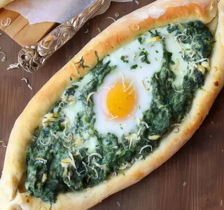 Pide spinaci