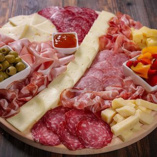 Tris salumi e formaggi