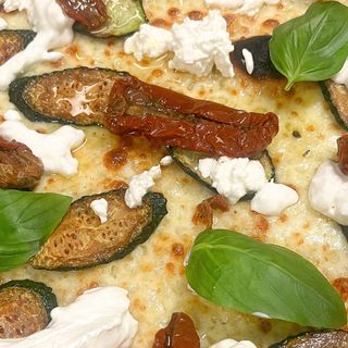 ZUCCHINE E STRACCIATELLA