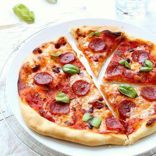 Pizza salame