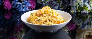 Spaghetti di riso allo Singapore